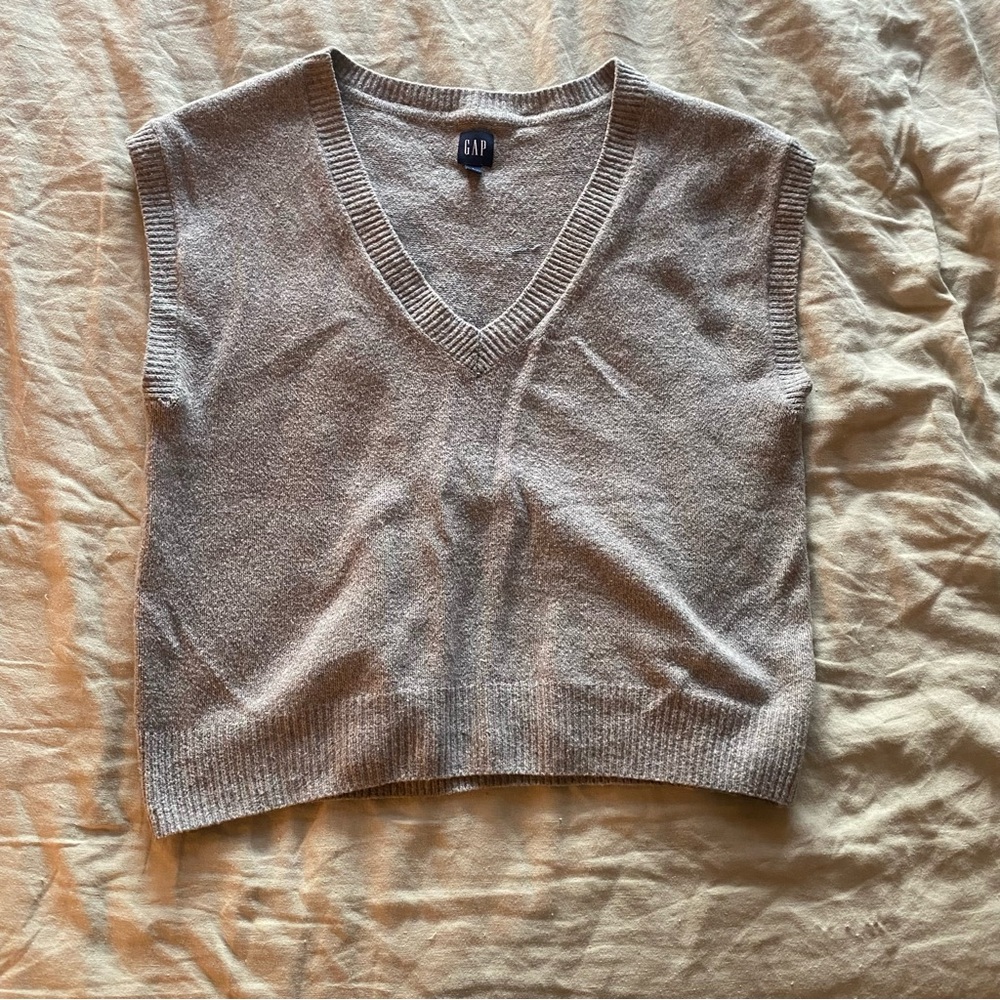Gap Grey Sweater Vest